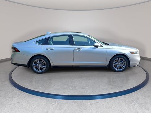 Used 2024 Honda Accord EX-L image 4