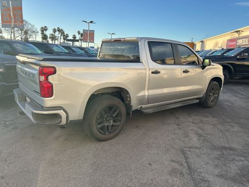 Used 2022 Chevrolet Silverado 1500 Custom image 6