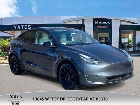 Used 2021 Tesla Model Y Long Range image 1