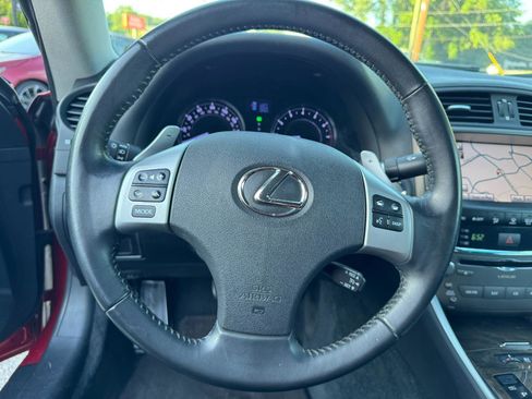 Used 2011 Lexus IS 250C w/ Luxury Pkg RWD image 26