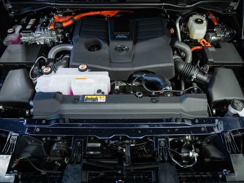 New 2026 Toyota Sequoia Platinum image 24