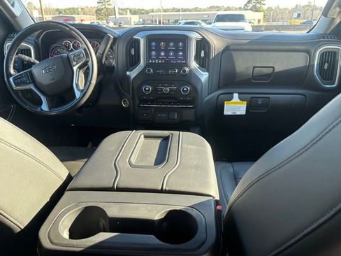 Used 2020 Chevrolet Silverado 1500 RST image 17