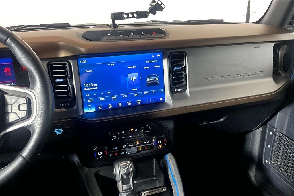 Used 2023 Ford Bronco Outer Banks w/ Sasquatch Package AWD/4WD image 5