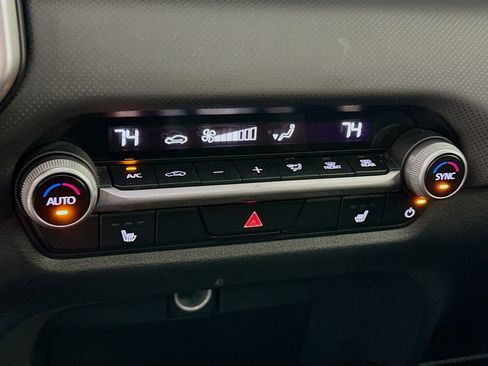 Used 2024 MAZDA CX-50 AWD 2.5 S w/ Preferred Package image 22