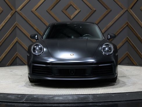 Used 2020 Porsche 911 Carrera w/ Premium Package RWD image 19