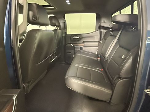 Used 2019 GMC Sierra 1500 SLT w/ SLT Premium Package AWD/4WD image 28