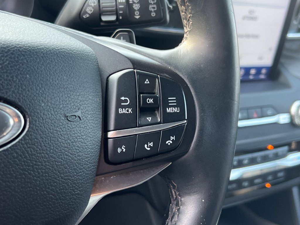 Used 2020 Ford Explorer Platinum w/ Premium Technology Package AWD/4WD image 29