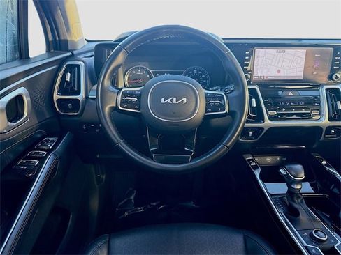 Used 2022 Kia Sorento SX image 22