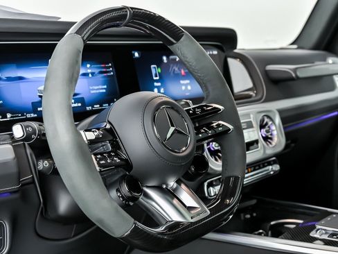 Used 2025 Mercedes-Benz G 63 AMG 4MATIC image 26