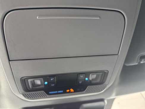 New 2025 Ford F150 XL w/ Equipment Group 103A High image 30