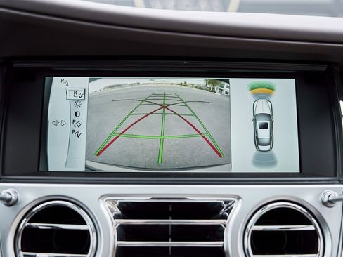 Used 2014 Rolls-Royce Wraith image 73