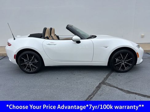 Used 2025 MAZDA MX-5 Miata Grand Touring image 2