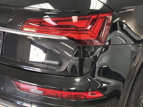 Used 2023 Audi Q5 2.0T Premium w/ Convenience Package image 10