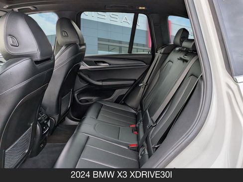 Used 2024 BMW X3 xDrive30i image 17
