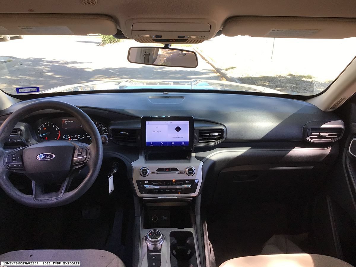 Used 2021 Ford Explorer 2WD image 13