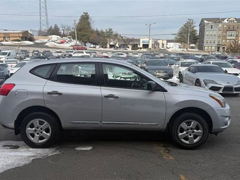 Used 2014 Nissan Rogue S image 6