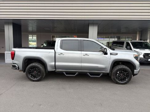 Used 2025 GMC Sierra 1500 Elevation w/ Elevation Premium Package AWD/4WD image 10