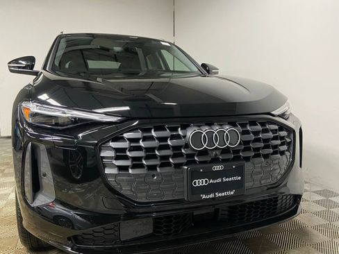 New 2025 Audi Q5 Premium Plus image 2