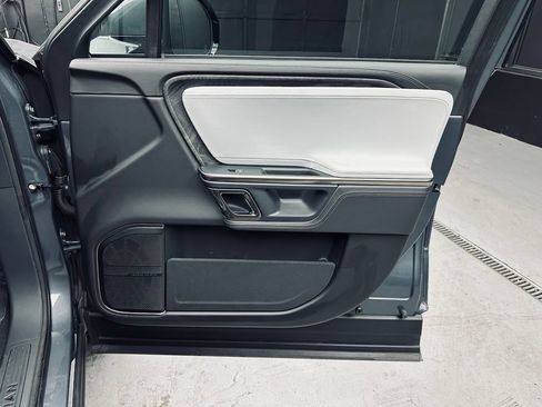 Used 2022 Rivian R1T Adventure AWD/4WD image 27