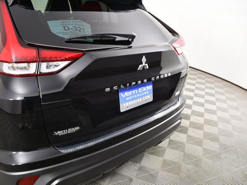 Used 2023 Mitsubishi Eclipse Cross LE AWD/4WD image 15
