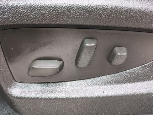 Used 2016 GMC Sierra 1500 SLE w/ SLE Value Package image 17