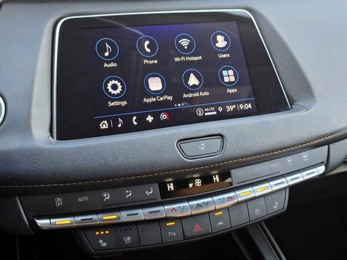 Used 2023 Cadillac XT4 Sport FWD image 13