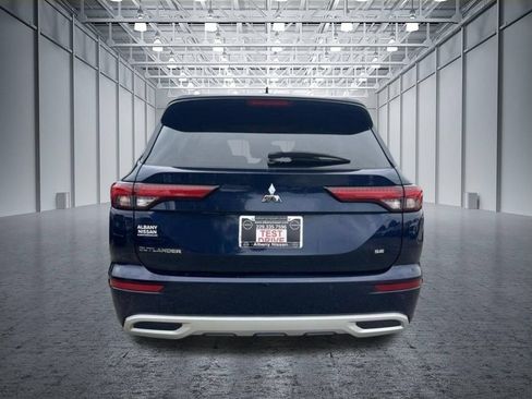 Used 2024 Mitsubishi Outlander SE Black Edition FWD image 31