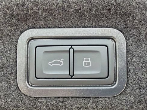 New 2026 Audi A6 Premium Plus AWD/4WD image 13