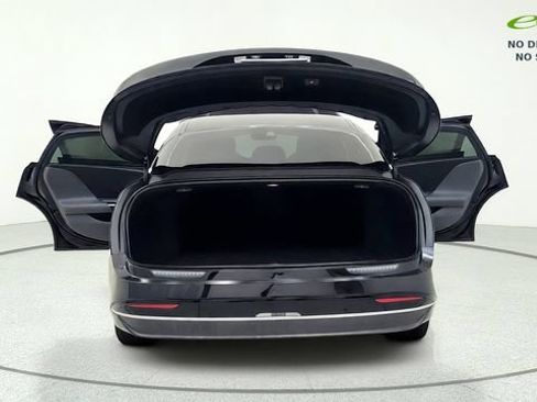 Used 2025 Lucid Air Pure RWD image 17