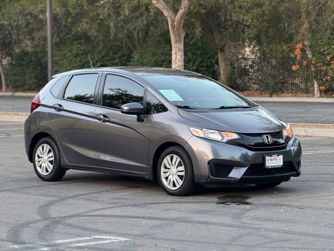Used 2017 Honda Fit LX image 7