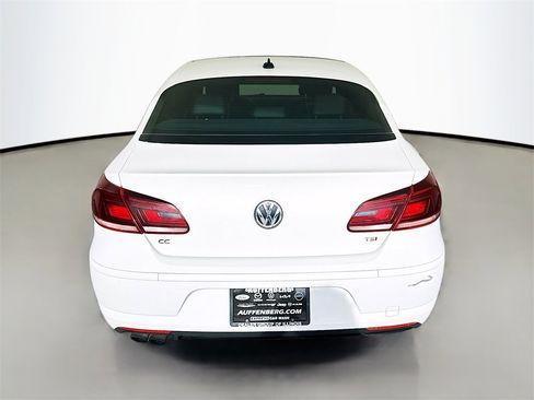 Used 2017 Volkswagen CC R-Line Executive image 6