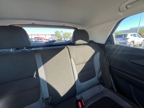 Used 2025 Chevrolet TrailBlazer LT image 37