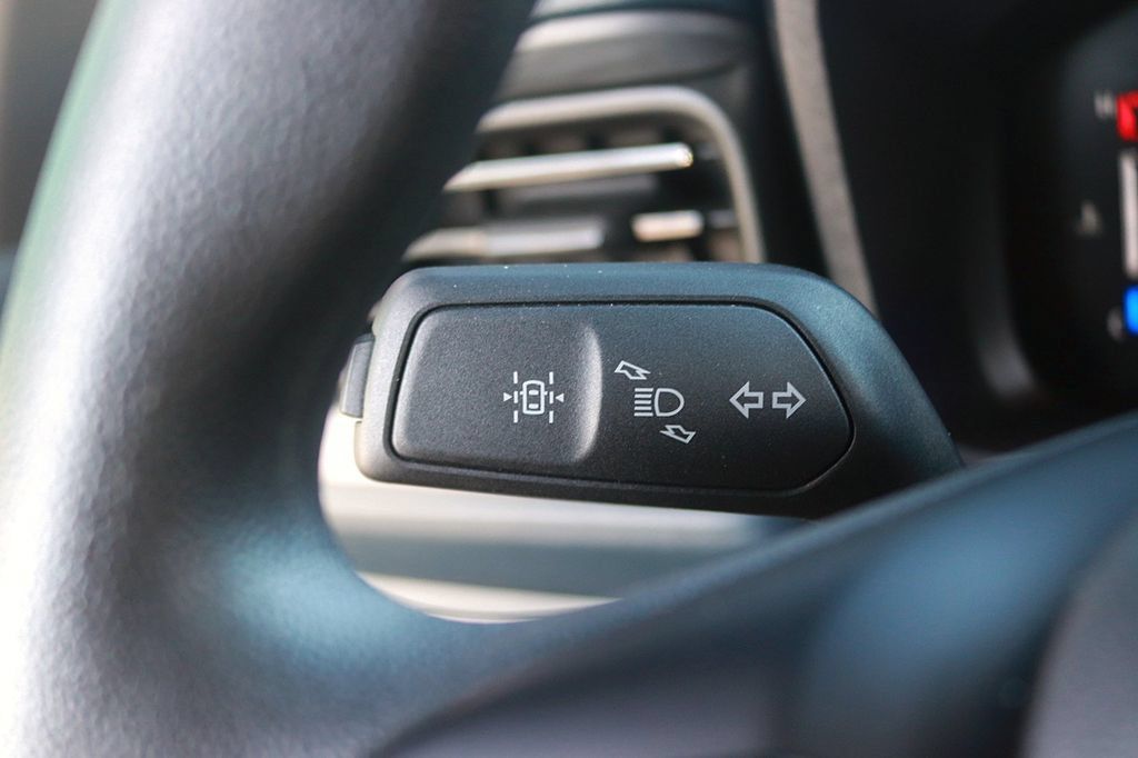 Used 2026 Ford Maverick XL FWD image 23