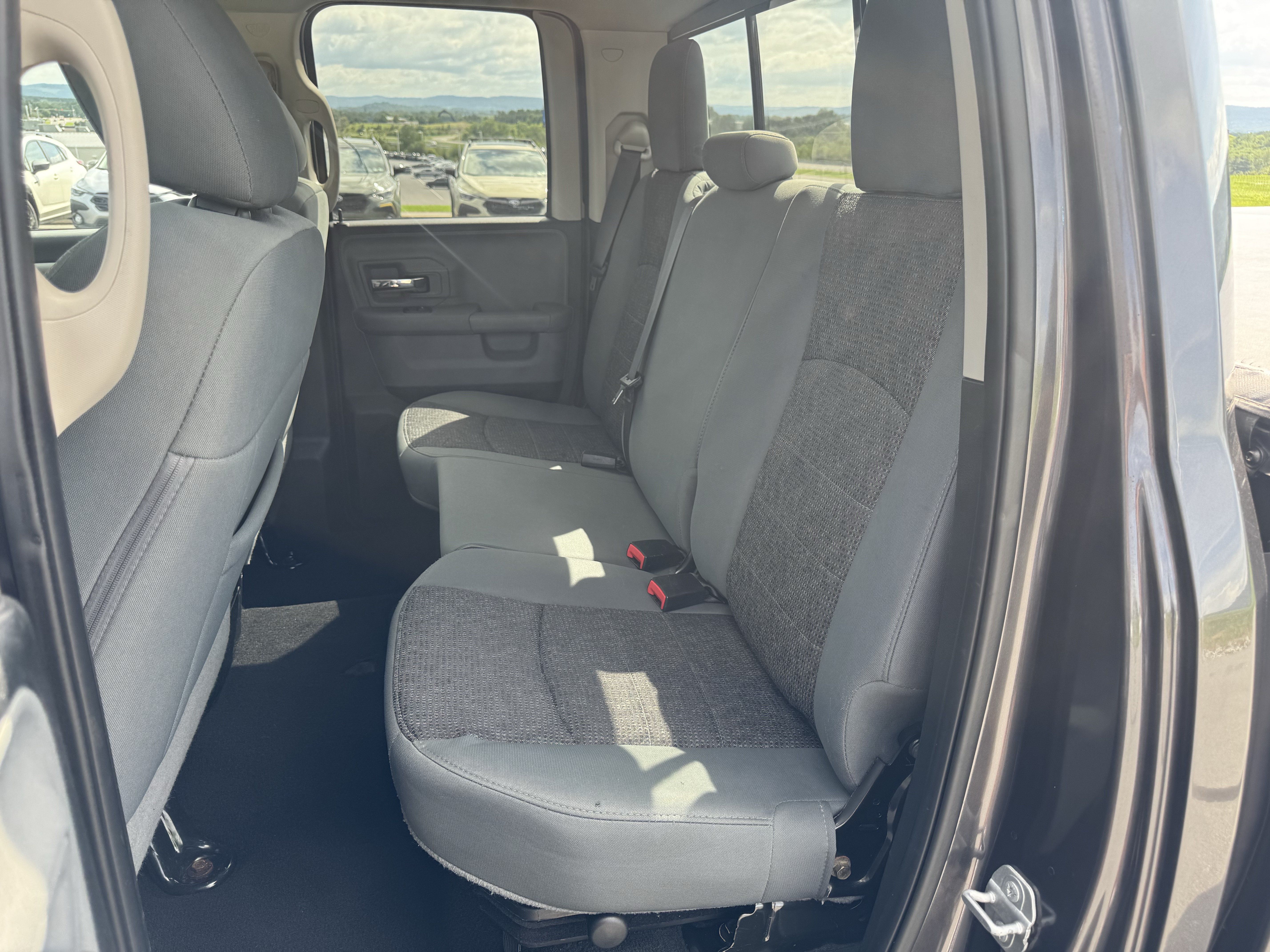 Used 2018 RAM 1500 Big Horn AWD/4WD image 13