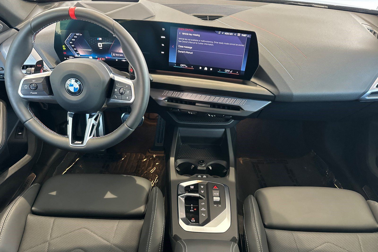 Used 2025 BMW M235i xDrive w/ Technology Package AWD/4WD image 17