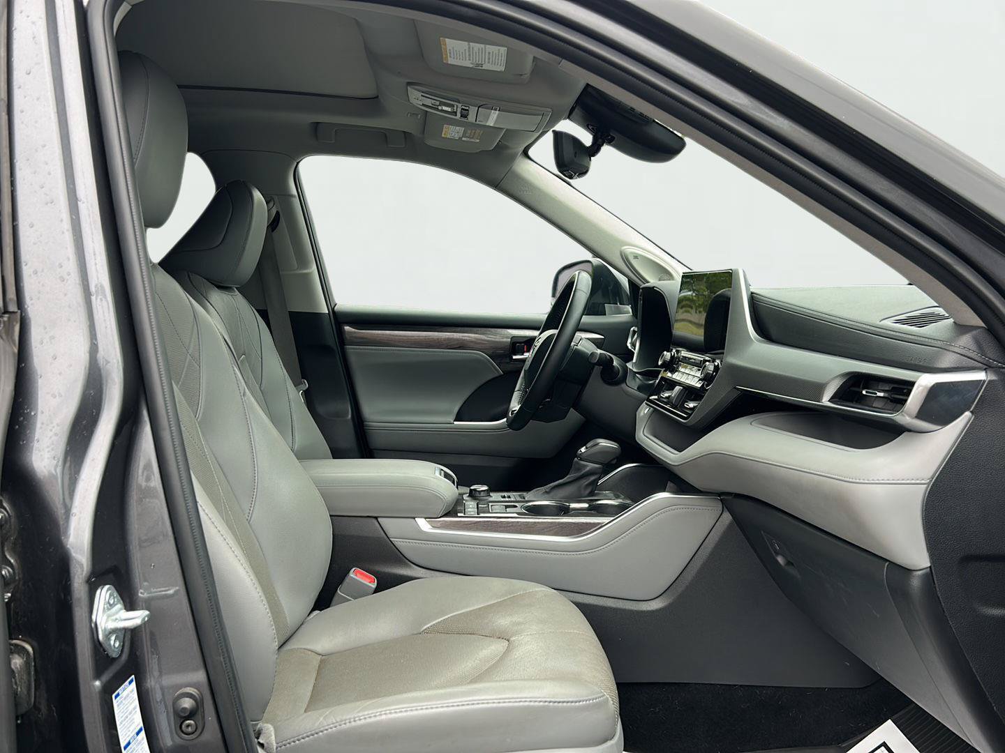 Used 2021 Toyota Highlander Platinum AWD/4WD image 27