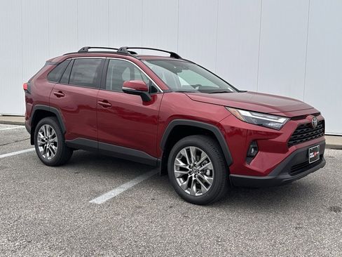 New 2025 Toyota RAV4 XLE Premium image 7