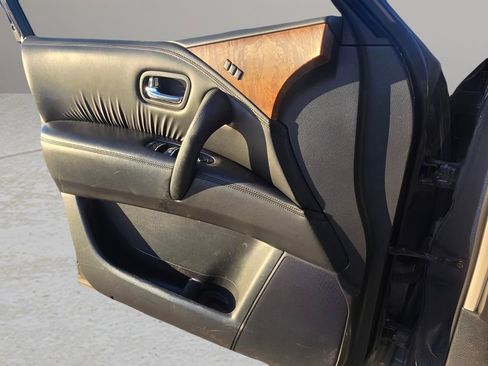 Used 2017 Nissan Armada Platinum w/ Captain Seat Package image 18