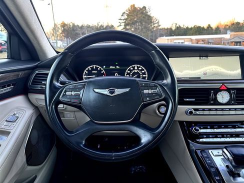 Used 2018 Genesis G90 5.0 Ultimate image 16