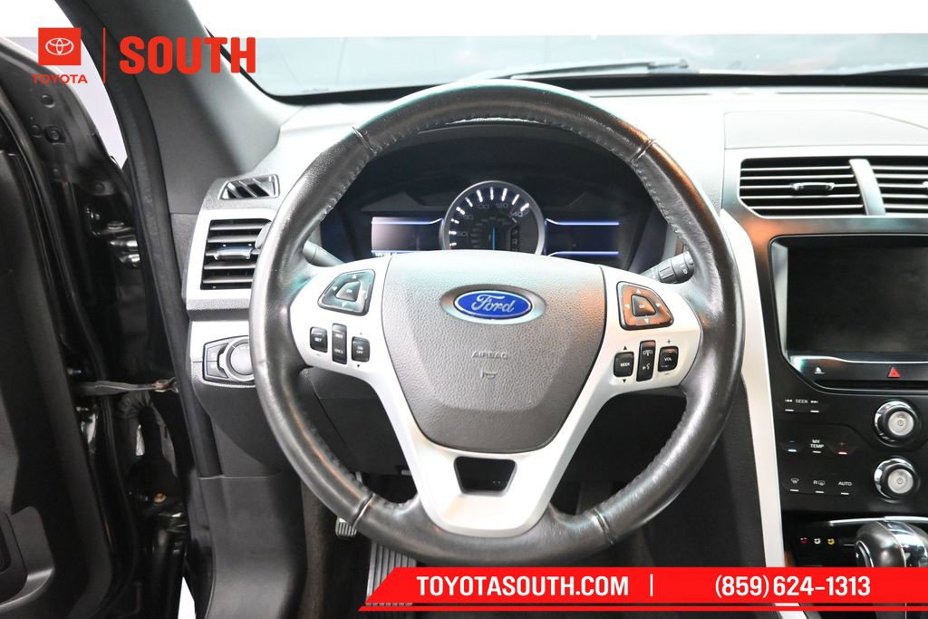 Used 2013 Ford Explorer XLT AWD/4WD image 21