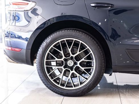 Used 2021 Porsche Macan S AWD/4WD image 11
