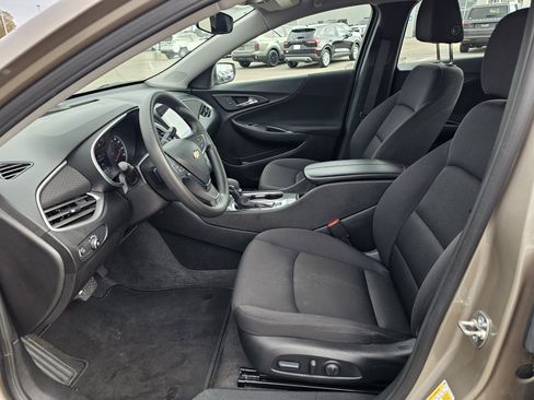 Used 2024 Chevrolet Malibu LT image 15