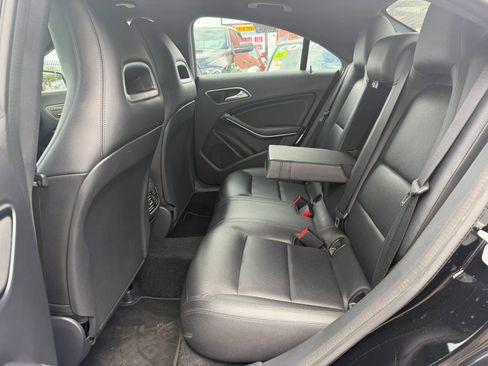 Used 2015 Mercedes-Benz CLA 250 image 13