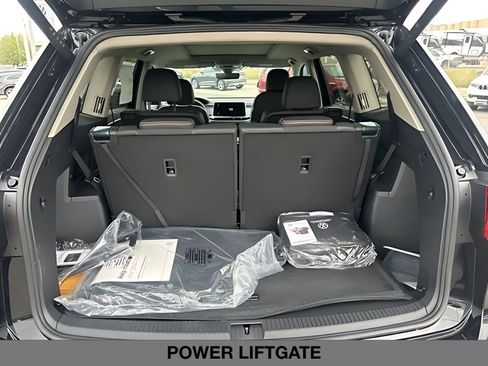 New 2026 Volkswagen Atlas Peak Edition AWD/4WD image 16