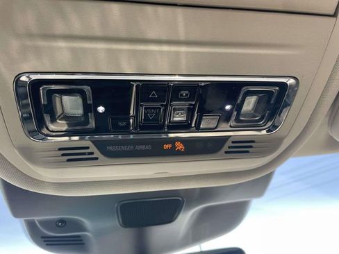 Used 2023 Lincoln Aviator 2WD w/ Premium Package image 38