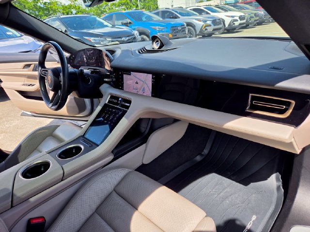 Used 2023 Porsche Taycan 4S w/ Premium Package AWD/4WD image 28