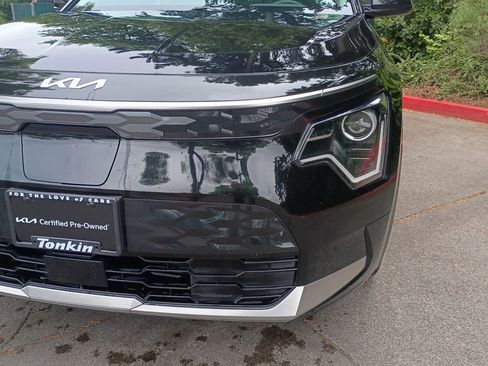 Used 2024 Kia Niro Wind w/ Wind Preserve Package FWD image 10