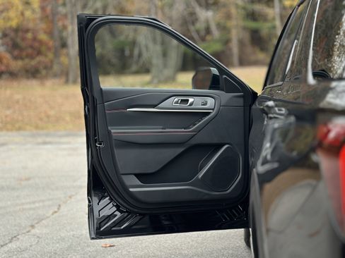 New 2026 Ford Explorer ST image 20