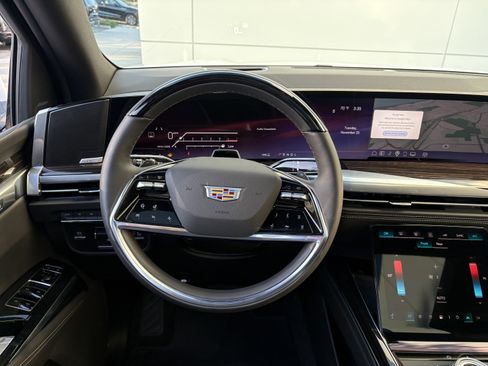 New 2026 Cadillac Escalade Luxury image 20