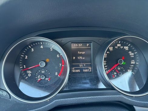 Used 2016 Volkswagen Passat 1.8T S image 22